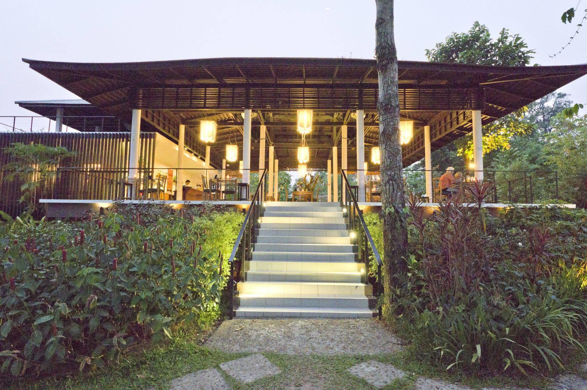 The River Resort Champasack Eksteriør bilde